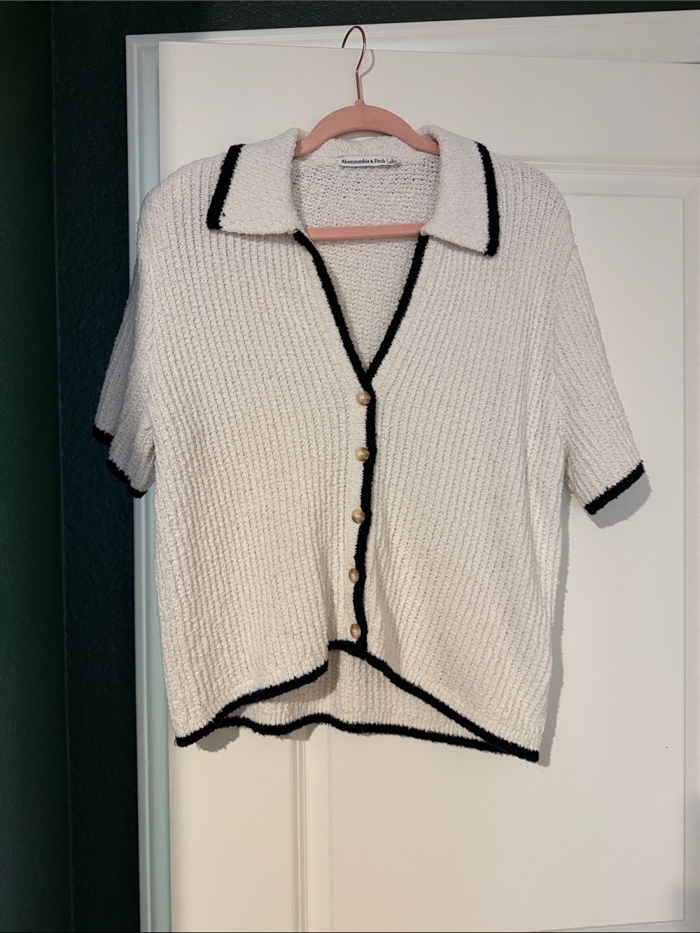 Abercrombie & Fitch Cream Short-Sleeve Cardigan with Black Trim